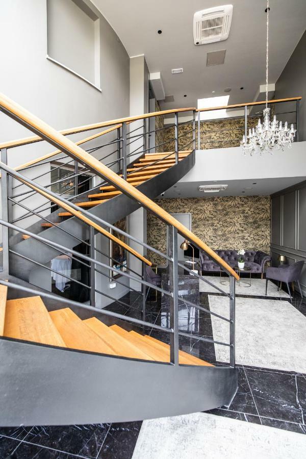 Dam Boutique Hotel & Restaurant Nova Gorica Bagian luar foto