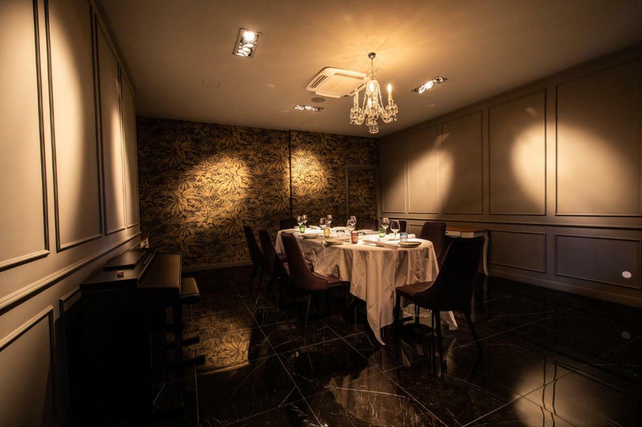 Dam Boutique Hotel & Restaurant Nova Gorica Bagian luar foto