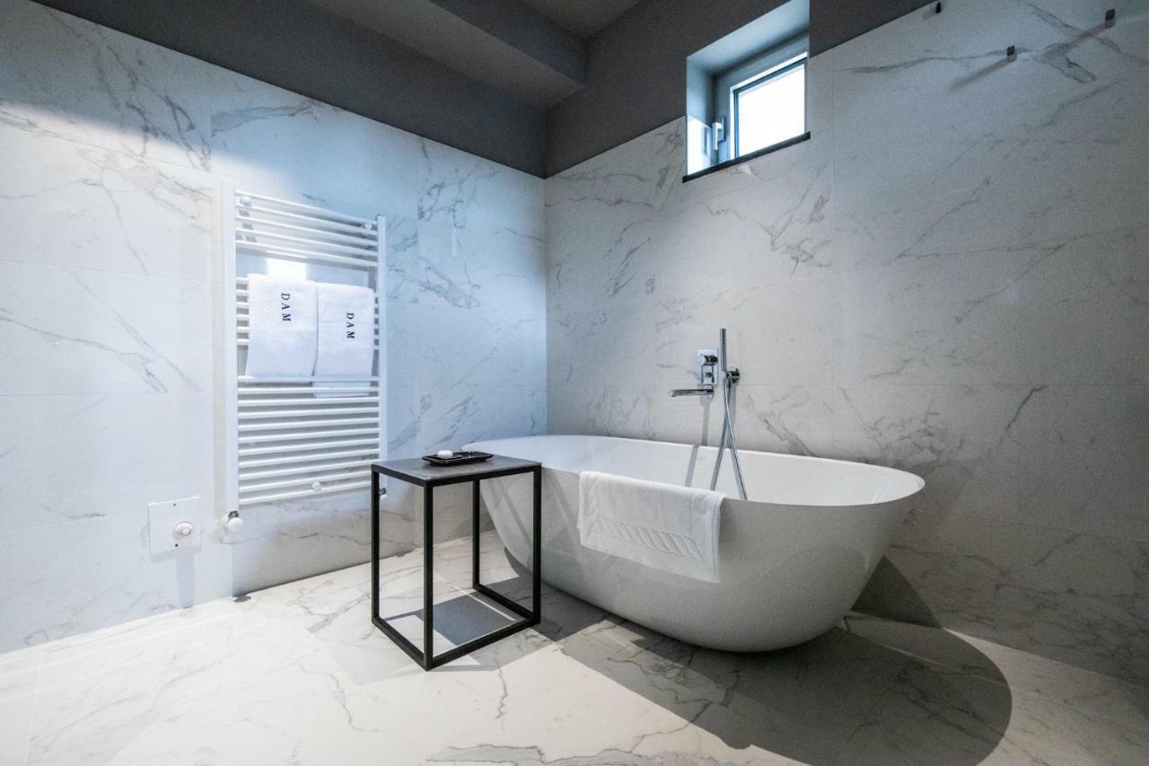 Dam Boutique Hotel & Restaurant Nova Gorica Bagian luar foto